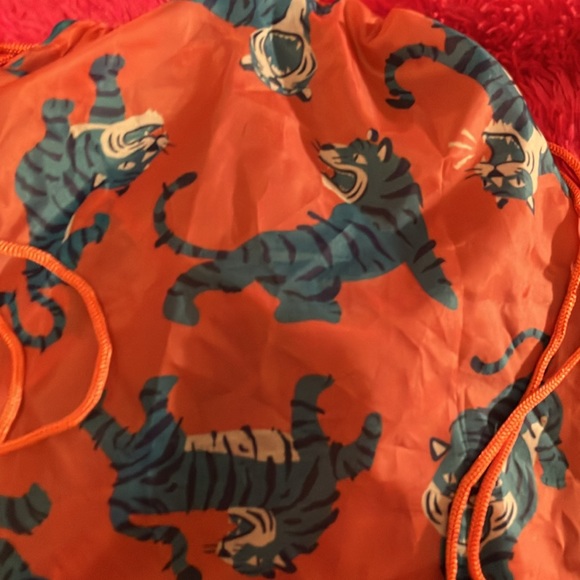 NWT- Tiger Drawstring Bag - Picture 6 of 7